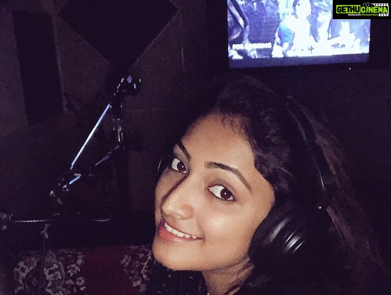 Hariprriya Instagram - βͺDone dubbing for #BellBottom β€οΈ Trust me movie has shaped up soooo wel ππ Can't wait for the release now π¬ππ»β¬