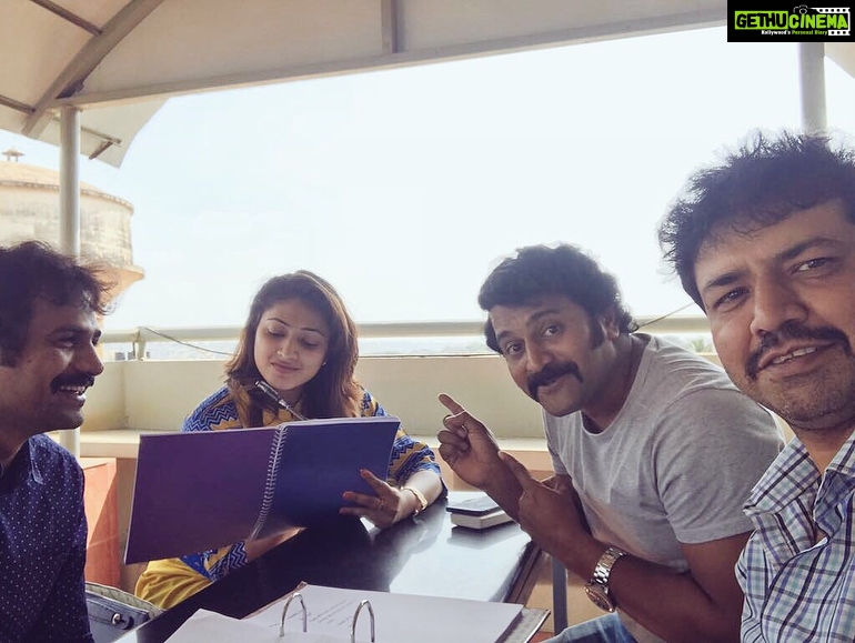 Hariprriya Instagram - Script reading session for #Bellbottom 😇 Much fun working on d 80’s script ❤️