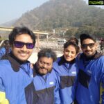 Hariprriya Instagram - #Lifejotheondhselfie team in #Rishikesh ❤️ We r all set for river rafting now 😬