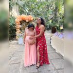 Hariprriya Instagram – Wishing mom-to-be @nimmaamulya a wonderful motherhood!! So excited for you! Waiting for the little one to arrive. 🤗🤗🤗