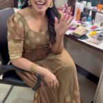 Hariprriya Instagram - #shootlife #makeup #dressup #joshmeinaaja @joshapp.kannada @officialjoshapp