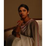 Hariprriya Instagram - Waiting for the pandemic to end has got me yearning for hope🧘🏻‍♀️ Let's not lose hope and stay strong until we bounce back even stronger 😈😍 #tuesdaymotivation #tuesdayvibes #stayhomestaysafe