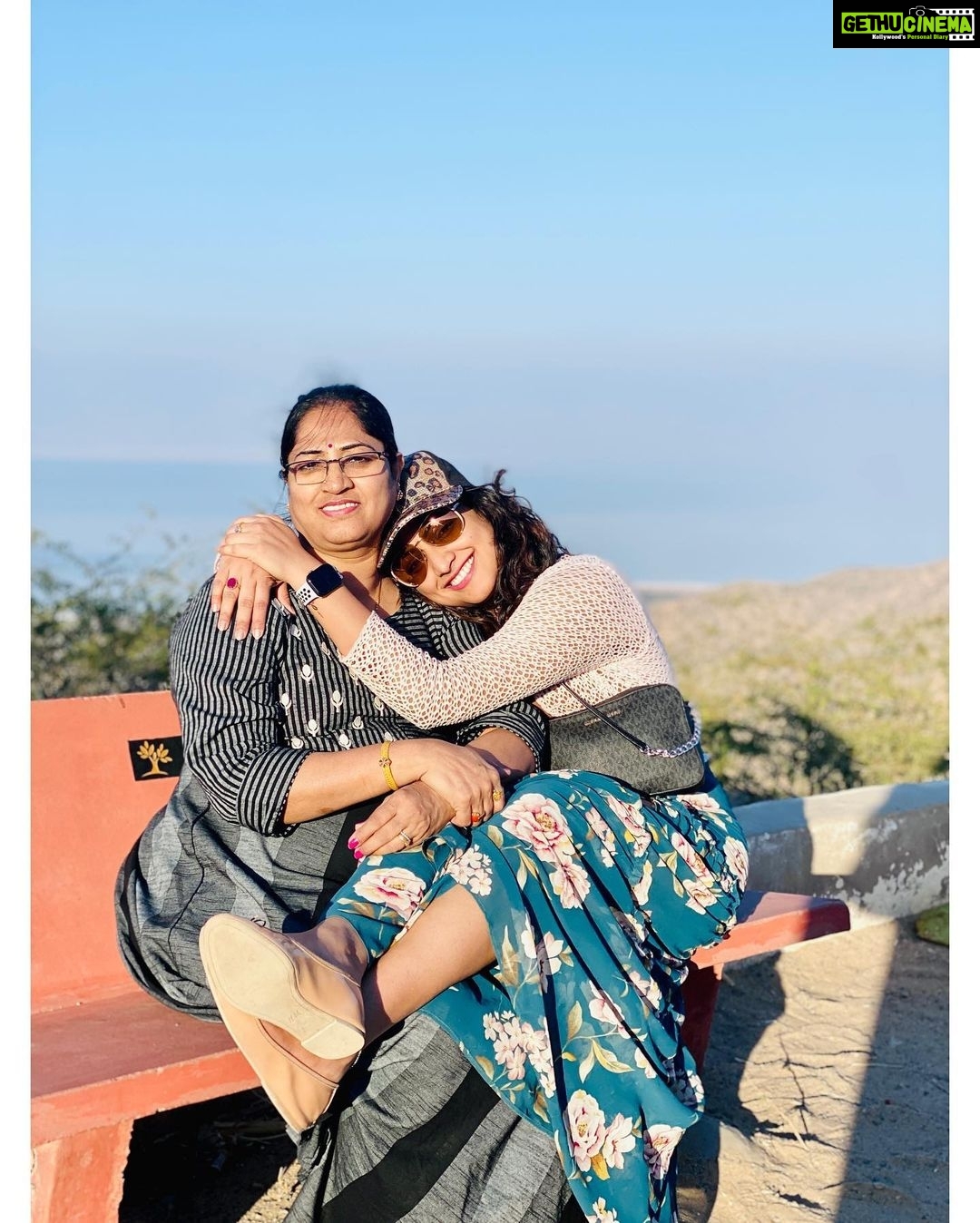Hariprriya Instagram - The world knows what you mean to me, my mentor, my guide, best friend, soul sister, travel partner, partner-in-crime, tattoo partner.. You're the best 🥰 I am small piece of what you are.. Thank you for all the values you instilled in me. Love you and happy Mother’s Day to you and all the wonderful mothers out there! ❤️❤️ Sample of how I irritate my mom.. Coming soon. Stay tuned! 😜 Swipe left for more pics 👉 #MothersDay #mothersday2021