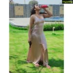 Hariprriya Instagram - Heatstroke can kill 😈 Stay hydrated so you don’t get ill 😜 #FridayMotivation #FridayVibes #Summer2021 #summertime #heatstrokekills