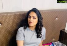 Hariprriya Instagram - Nothing can match the confidence boost that a special dress gives you 💃🤩❤️ #WednesdayMotivation #outfitoftheday #switchitup