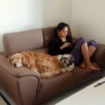 Hariprriya Instagram - Cozy Sunday mornings with my furry friends 🥰 #SundayFunday #sundayvibes #weekendgoals