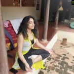 Hariprriya Instagram - Quiet the mind, the soul will speak 😇 #mondaythoughts #mondayfeeling