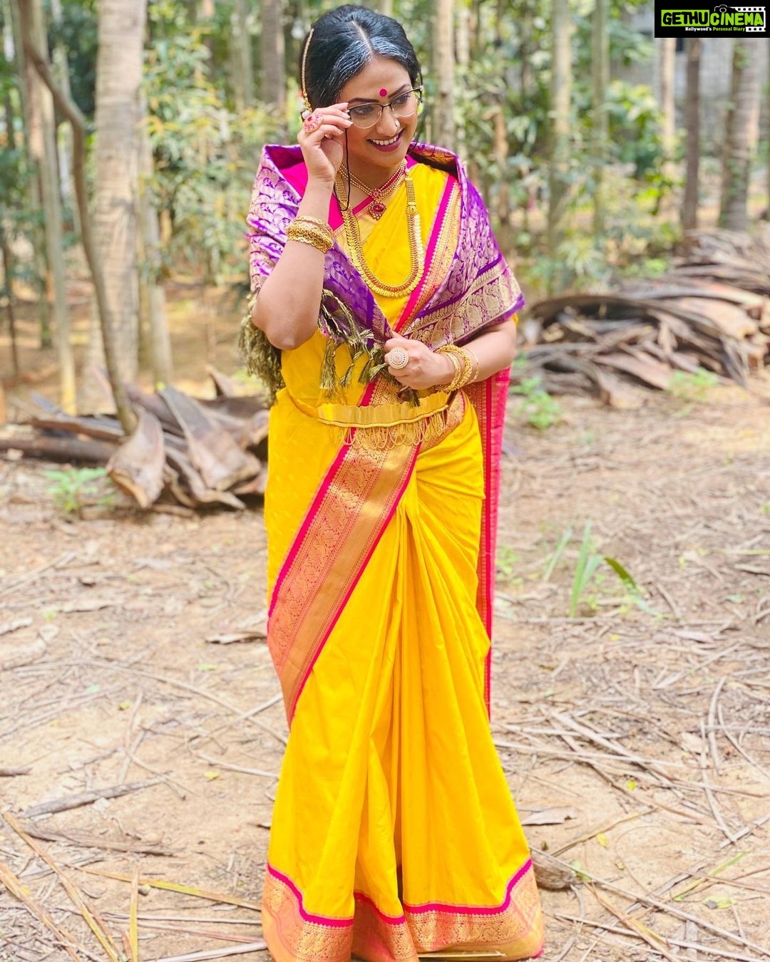 Hariprriya Instagram - Catch me on Sangharsha serial at 7pm this #navarathri 🤩