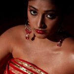 Hariprriya Instagram - “Every camera has a lot of stories to tell” 🤩 Read “My favourite camera” on Babeknows.com to know my stories 😍 Link in the bio #babeknows #babe #knows #Hariprriya #bangalore
