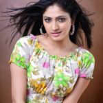 Hariprriya Instagram - “A Good News For My Fans” 🤩 Check out babeknows.com to know 😎 Link in the bio #babeknows #babe #knows #hariprriya #bangalore