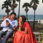 Hariprriya Instagram - “Star struck” 🤩 Read to know about my favourite actor 👉🏻 Babeknows.com . Link in the bio #HappyBirthdayNBK #babeknows #babe #knows #hariprriya #bangalore