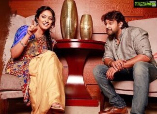 Hariprriya Instagram - ‪Very very saddening 😞 Its too early Chiru 😞 RIP. May god give strength to Meghana, Dhruva and family 😞 #RIPChiranjeeviSarja ‬