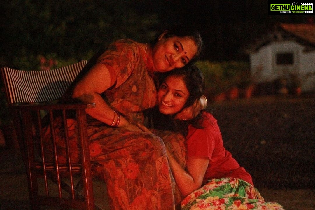 Hariprriya Instagram - “Beautiful things hide painful memories” 🙂 Read to know more 👉🏻 Babeknows.com . Link in the bio #babeknows #babe #knows #hariprriya #bangalore