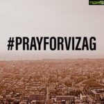 Hariprriya Instagram - Disturbed & shocked by the visuals from #VizagGasLeak.😞My deepest condolences to those who lost their loved ones. Let’s pray for the recovery of the people who are affected & hospitalised. #PrayForVizag #Visakhapatnam #AndhraPradesh #VizagGasTragedy #vishakhapatnam
