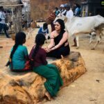 Hariprriya Instagram - Feeling nostalgic playing 5 stones on the sets of #Bichchugathi 🤩 #childhoodmemories 😍😍 Have you guys played this game like me? Share your best memory with me in the comments below 🥰 #Bichchugathi in theaters from 28th Feb 🤩