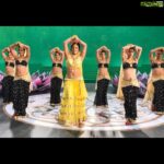 Hariprriya Instagram - ‪Here is the “Jhumma Jhumma” full video song link from #Kurukshetra 😍 https://youtu.be/asmsUA8GGJc‬