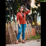 Hariprriya Instagram - Let's welcome 2020 with swag! 😎🤩😍 Happy New Year everyone 🥰❤️💃🏻🎉🎉 It was hard to let go of 2019 which gave many memories 🤗🤗 Lets make 2020 the most memorable one ❤️❤️❤️