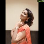 Hariprriya Instagram - Have a wonderful morning people ❤️🙋🏻‍♀️ Wearing @si.ta.ra Styled by @divyamurthy23 Earring @lotus_silver_jewellery