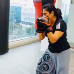 Hariprriya Instagram – Punching into my week, with a bang!! 🥊 
#mondaymotivations