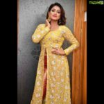 Hariprriya Instagram - ‪Good morning ppl 🙋🏻‍♀ Pics r from my upcoming movie #Kannadgothilla audio launch event 🤩 In love with this beautiful outfit designed by @jayanthiballal 😍 the theme for the event was our Karnataka flag colors☺️ It turned out to be awesome and appropriate for the event 😇💃🏻‬