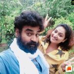 Hariprriya Instagram - Siblings are the best partners in crime 😈🤣 @keerthi.rcs #brothersisterlove #helokannada #Hariprriya ❤️