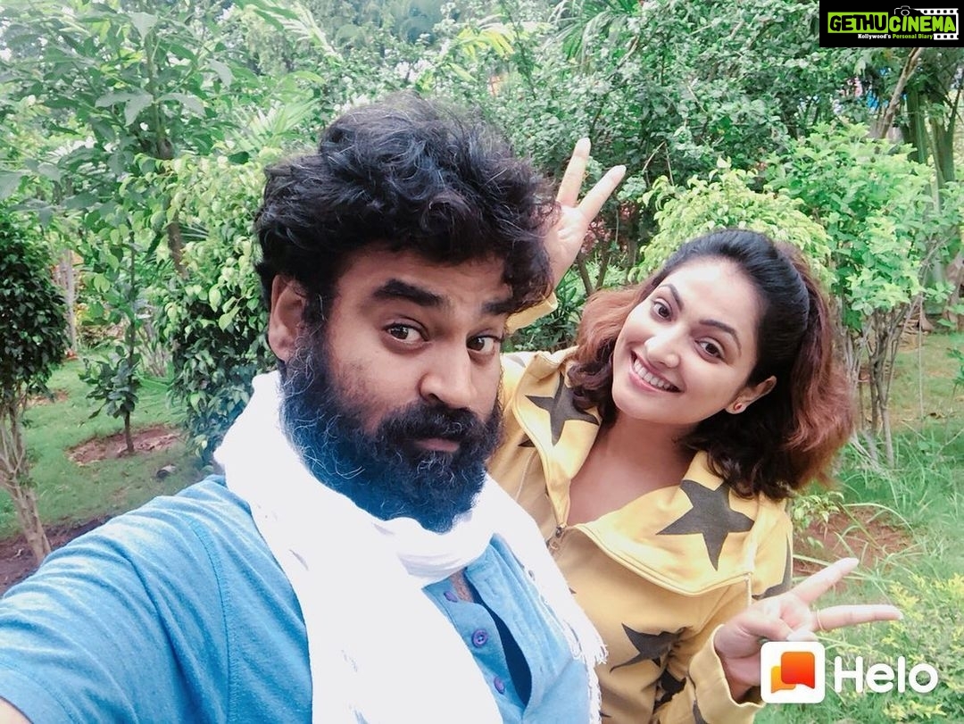 Hariprriya Instagram - Siblings are the best partners in crime 😈🤣 @keerthi.rcs #brothersisterlove #helokannada #Hariprriya ❤️
