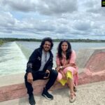 Hariprriya Instagram – Blissful moments caught while shooting for #Lagaam at KRS Northern Bank 🥰😍

#ShootLife #LagaamMovie #tuesdayvibes Mysore, Karnataka