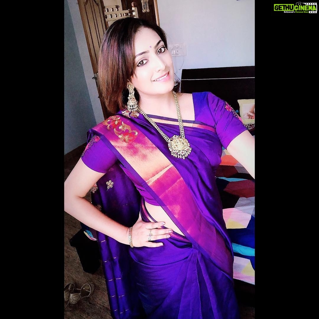 Hariprriya Instagram - #Elegance, #Traditional, #Glam and #Comfort! All in one 😍 #sareelove❤️