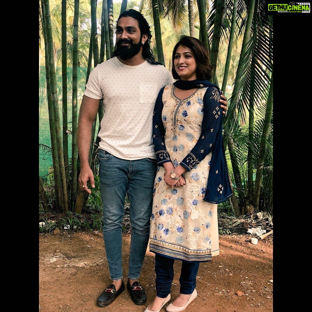 Hariprriya Instagram - My film #Bichhugathii got launched today☺ & you guys already know about #Elliddeillithanaka that was launched yesterday ☺ Very happy to be a part of both the movies & playing powerful characters 😍 Both went on floors today!!! Need all your wishes & love people ☺🙏