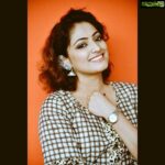 Hariprriya Instagram - ‪Few clicks from yesterday's #Bellbottom press meet 😇‬ ‪Thank you @Manu7454 for the pictures ☺️ #Retro ‬ ‪ Whoever missed watching the song, here is the link again 😃 https://youtu.be/aorAeMA06i0‬