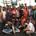 Hariprriya Instagram - Successfully completed shooting for “KannadGothilla” movie 😬💃🏻 Havdu Kumbalakayi hodedvi ☺️👏🏻 cakes kooda cut madadhvi 😋