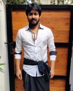 Harish Kalyan Instagram - அனைவருக்கும் இனிய பொங்கல் நல்வாழ்த்துக்கள்!! #HappyPongal2020 ⭐️🌞❤️