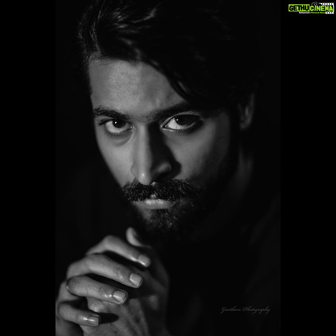 Harish Kalyan Instagram - I,ME,MYSELF! To be Facing the camera and to have a photoshoot done during these times is one such experience. Thanks to my team. Shot by @cinematographer_gautham Stylist @poorts_20 Hairstylist @s_h_a_r_a_n_s_t_y_l_i_s_t CC by @rampandian.n Initiated by @thirdeye_entertainment #HarishKalyan #photoshoot #silenceispowerful
