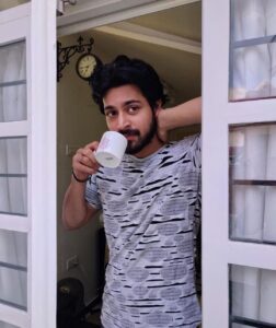 Harish Kalyan Instagram - Every sunset is an opportunity to reset.
#getgoing #resetlife #nevergiveup  P.C @aksheyabharadwaj 🤗 ☕️