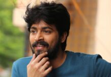 Harish Kalyan Instagram - Ungalil oruvanaana indha “Karthik”ai ungal manadhil yetri vaithu paaratiya ellarukkum romba nanri. Thank you all for accepting Karthik. This will remain close to my heart for many reasons. #OhManapenne