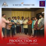 Harish Kalyan Instagram - With all your love & blessings we r embarking on a new journey. Official Tamil remake of #PelliChoopulu Thanks to my team @priyabhavanishankar Director @the_sundar_kaarthikk | A Studios LLP & Havish Productions | @thespcinema | Music @composer_vishal | @DoneChannel1 @anbu_thasan @markandeyandevarajulu @luthfudeen @abihassan_