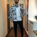 Harish Kalyan Instagram - Thank you Singapore for all the love. Wonderful meeting you lovelies. #homeawayfromhome Summing up the two day event to launch our song #kannamma from our movie #IRIR Max love 😃❤️ || Styled by @anushaa13
