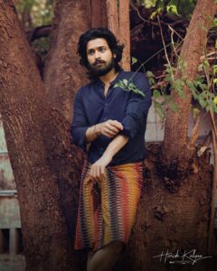 Harish Kalyan Instagram - Ramadan Mubarak to all🌙 🕋 
May God bring lots of happiness & blessings in your lives #happyramzan 

Harish Kalyan x Prashun #2

📷 @prachuprashanth 
Stylist @anushaa13 
@salomirdiamond 
@vurvesalon