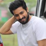 Harish Kalyan Instagram – Ungalil oruvanaana indha “Karthik”ai ungal manadhil yetri vaithu paaratiya ellarukkum romba nanri. 

Thank you all for accepting Karthik. 

This will remain close to my heart for many reasons. 

#OhManapenne