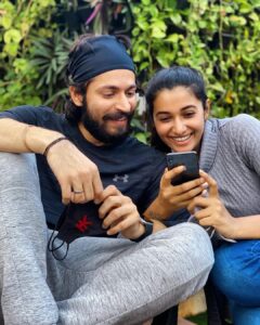 Harish Kalyan Instagram - Finally,
Happy for US ❤️❤️ 
@priyabhavanishankar 

#HarishHeartsPriya
#LoveIsInTheAir