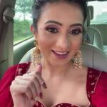 Harshika Poonacha Instagram – On my way to TUMKUR ❤️
Beautiful makeover by @makeupbyraksharam 
Hair by @shree_bangalorehairstylist
outfit by @anusha.narayan.3994
Nails @glamnails_bynikki