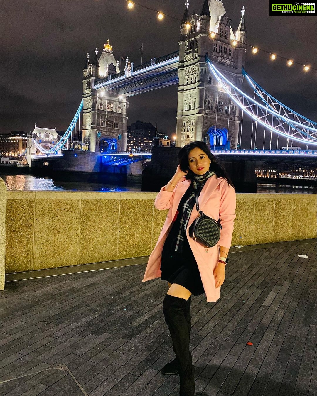 Harshika Poonacha Instagram - London here I come ♥️♥️♥️ I wanted to make sure my first pic from here is gonna be at my favourite place and not the airport 🙈, So here I’m at my #towerbridge ♥️ Let’s bring in the Newyears with love,joy and laughter🥰 2022 we are ready to welcome you ♥️ #Touchdown #London London, United Kingdom
