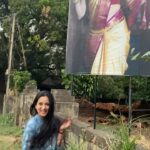 Harshika Poonacha Instagram - Love seeing myself on a Bigggg Hoarding ♥️♥️♥️ Thankyou @jayalaxmi_silks__ 🥳 When you visit #mangalore , Donot miss out on seeing these huuuuge hoardings all over . I loved it 😍 Mangalore, Karnataka, India