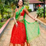 Harshika Poonacha Instagram – They say #south Indian girls are Awwwdorable ♥️♥️♥️
I agree 🙈
Do you agree ?
.
.
.
.
MUH @soverpukhrambam 
Outfit @shreedesignersboutique 
Jewellery @waymore_priyanka
PC @malleshdeadly COORG – The Scotland Of India