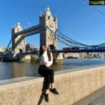 Harshika Poonacha Instagram - Did I tell you bridges make me happy ? Hey you @towerbridge , I missed you and I love youuuu❤️❤️❤️ Hello @london 🥰🥰🥰 Tower Bridge