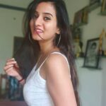 Harshika Poonacha Instagram – Rise and shine ❤❤❤
Its Friday 🥰
Wearing @hichkikh