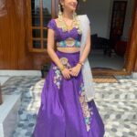 Harshika Poonacha Instagram – House warming glow ❤️❤️❤️
Thankyou to one and all for coming and blessing us 🙏🙏🙏
Wearing beautiful lehenga @sehari_priya_label 
Dupatta @saldanha_label

#Harshihousewarming #Anugraha Virajpet, India