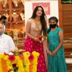 Harshika Poonacha Instagram – Muliya Bangalore store inauguration ❤❤❤
Wishing always the best 😇

Wearing @samyakkclothing 
PC @dlitephotos 
Jewellery @muliyajewels Manipal Centre, M.G Road, Bangalore