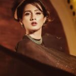 Harshika Poonacha Instagram – Hollywood classics inspired ❤❤❤

Shot by the super talented @pavenfotography 
Roaring in @label_divya_samal creation
MUH by lovely @makeupbydivyanagaraj 
Location @andbeyondthespace