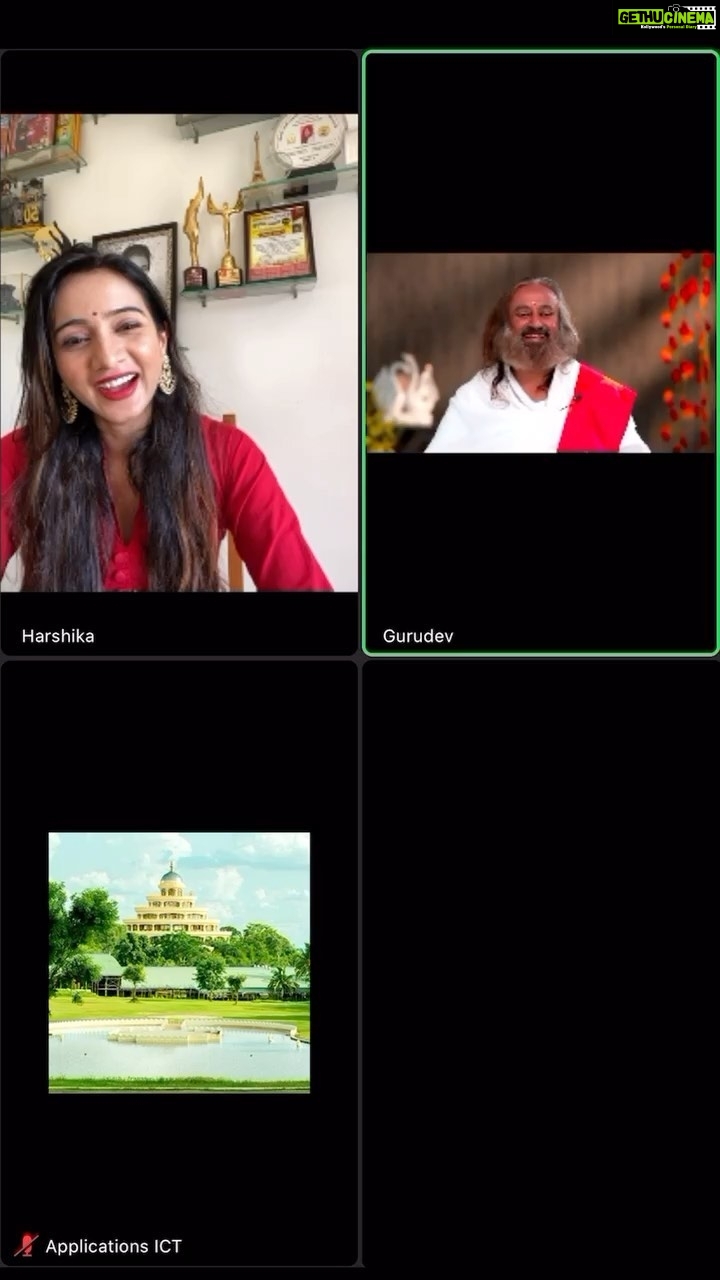 Harshika Poonacha Instagram - Jai Gurudev 😇 Had a beautiful conversation with my spiritual guru @srisriravishankar guruji🙏